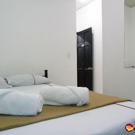 Hotel El Descanso Сан-Хосе Экстерьер фото